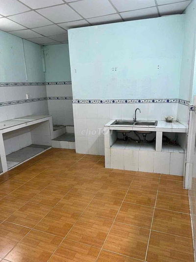 NHÀ NGUYÊN CĂN - 4 X 18M = 72M - SẠCH SẼ - sát Mặt Tiền