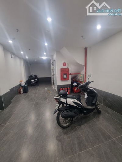 BÁN NHÀ NGUYỄN CHÁNH CCMN DT50m2*7T THANG MÁY, PCCC GẦN PHỐ OTO. 12.9 TỶ