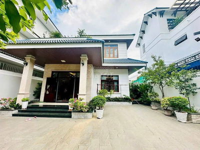 VILLA FOR RENT IN VINH DIEM TRUNG ONLY 33M/MONTH