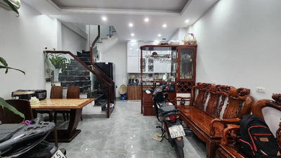 Bán nhà Hồ Tùng Mậu – Cầu Giấy | 35m² | 5 tầng | Ngõ rộng
