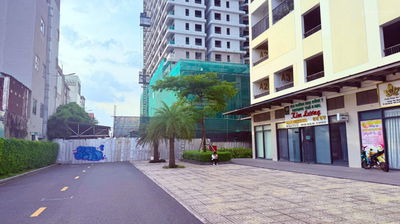 Bán Shophouse Charm Sapphire rẻ nhất thị trường, trục ĐT 743. Giá 4,1 tỷ căn góc 74m2 mặt tiền 15m