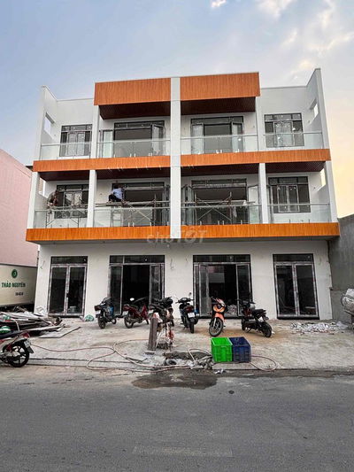 Cần cho thuê nhà