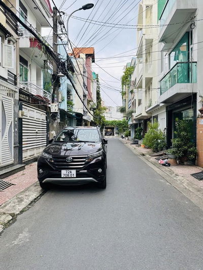 Tôi cho thuê nhà mới 4lau,4PN,Full nội thất,gần Eon Mall Tân Phú,HXH