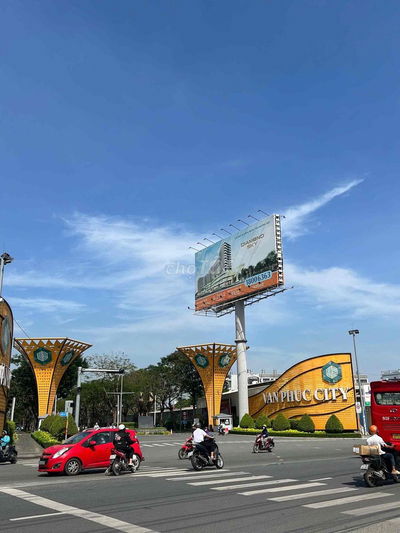 Bán Nhà 3 Tầng Quốc Lộ 13 Thủ Đức, Gần Vạn Phúc City