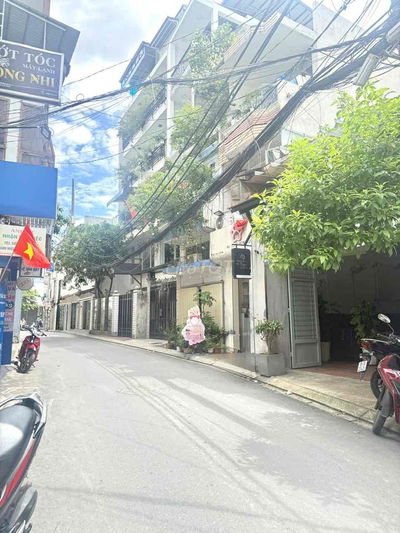 BÁN NHÀ CÁCH MẠNG THÁNG TÁM- HẺM XE HƠI NGAY KHUVIP-GA METRO