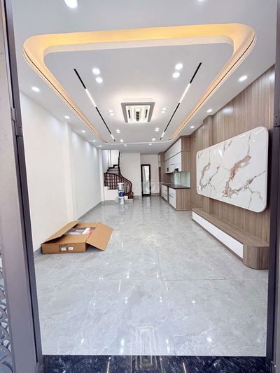 Căn nhà Siêu đẹp ngay gần cầu Vĩnh Tuy - 37m giá chỉ 6 tỷ