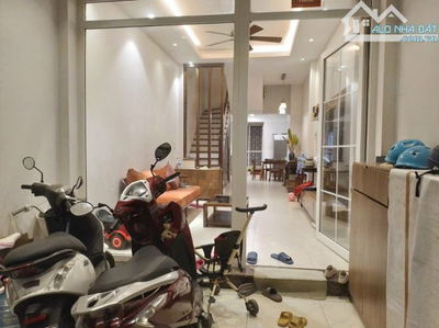 PHAN ĐÌNH GIÓT - HÀ ĐÔNG - 5T - THANG MÁY - PL - OTO - KD - HƠN 8 TỶ.