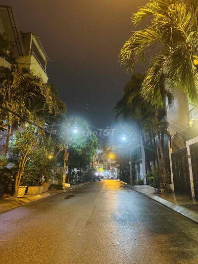 Bán nhà mới 5 tầng • 2 oto vào nhà • mặt tiền 7.7m • chỉ 8.7 tỷ • K300