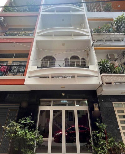 Nhanh mới kịp -Cho thuê nhà NC HXH Tô Hiến Thành - 4.5x12m-3 tầng -4Pn