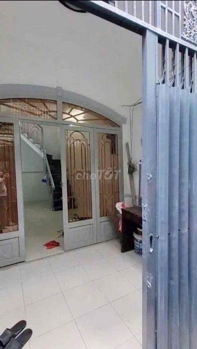 BÁN NHÀ Q4 – GẦN HẺM XE HƠI TTT (CHỈ 50M)