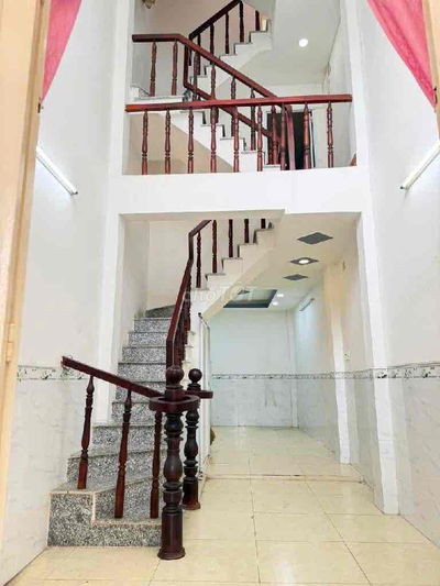 Tôi cần bán gấp nhà quận 8 Dương bá trac