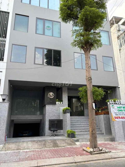 Mặt bằng tầng trệt - Gần Đại học Tôn Đức Thắng