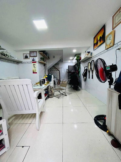 Gần quận 1, nhà 4 tầng đường Nguyễn Thị Tầng, F2 Q8.