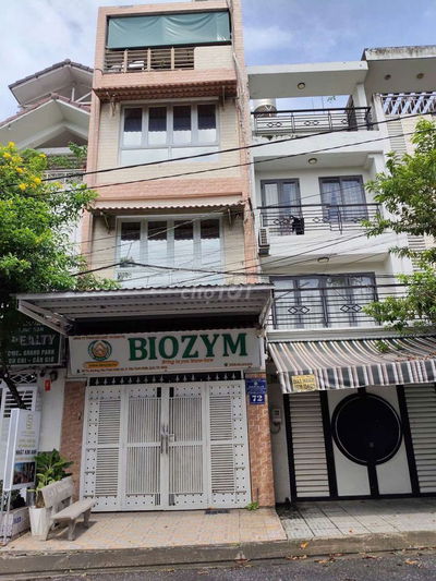 Bán gấp nhà P TTN  Q12 nhà 2 mặt tiền. DT 4 x17 .1 trệt 3 lầu 4PN 4WS