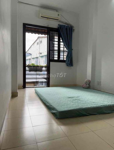 🏡 PHAN XÍCH LONG NỐI DÀI – 4 TẦNG – 5 PHÒNG NGỦ – Ở LÂU DÀI RẤT PHÙ HỢ