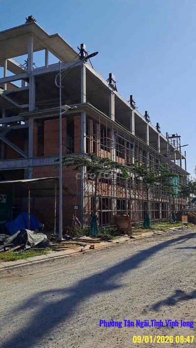 BÁN GẤP NHÀ PHỐ 2 MẶT TIỀN ĐỐI DIỆN TTTM SENSE FESTI