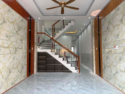 Nhà bán cuối đường Đồng Khởi, 850tr công chứng ngay