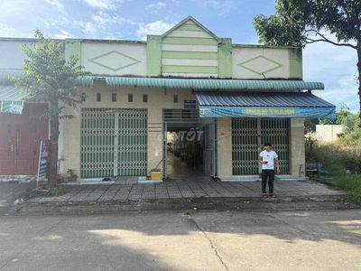 Cần Bán Gấp căn trọ 300m2 đối diện chợ mỹ phước