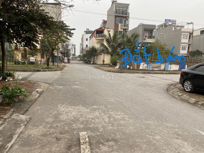 BÁN ĐÂT THỔ CƯ HOÀ LẠC, CHỈ HƠN 3 TỶ, KD SẦM UẤT, ĐỐI DIÊN ĐHQG, ĐHFPT