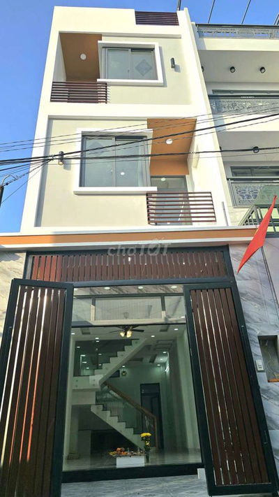 BÁN NHÀ MỚI 2 LẦU 1 TUM. TRƯỜNG LƯU. Q9