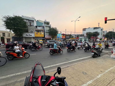 Nhà Mặt Tiền Đường Lê Trọng Tấn đoạn ngay Cầu Bưng Tân Phú