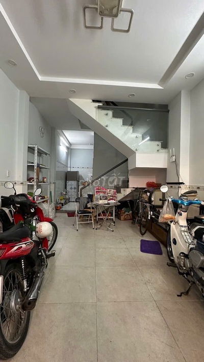 Nhà đẹp, HXH 8m nhựa, 4PN, gần EAON Tân Phú.