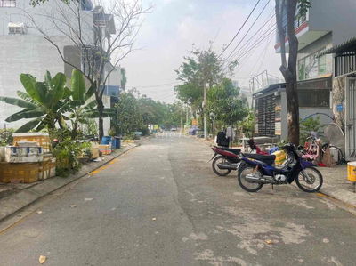 Đất ngay cạnh đường Nguyễn Xiển, gần Vinhomes Q9