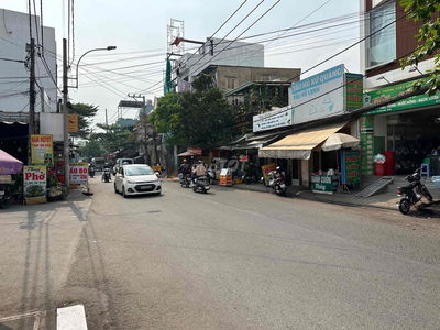 mặt bằng cho thêu xầm uất thuê bán chiều từ 13h đến khuya