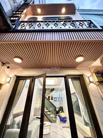 Nhà nguyên căn Quận 7, đi nhanh Quận 4, Quận 1