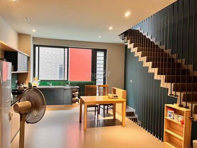 Chính chủ cho thuê khu Jamona City, nhà đẹp có thang máy