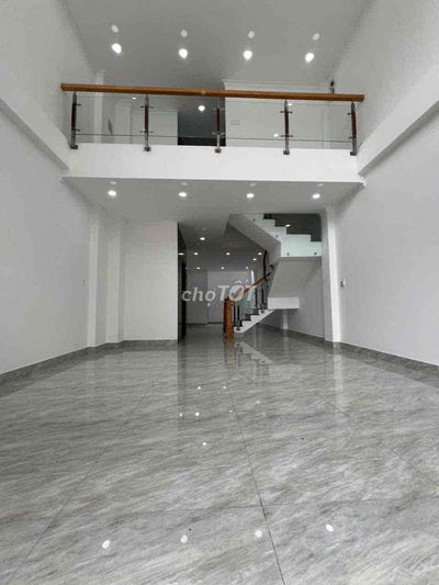 Nhà mới 1 Trệt Lững 3 lầu thang máy 5x15m đường số 10 Nguyễn Thị Định