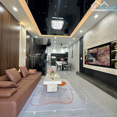 🏡 BÁN NHÀ 3 TẦNG – 3 MÊ MẶT TIỀN HỒ TÙNG MẬU VỊ TRÍ SÁT BIỂN SIÊU VIP 👉 Trục đường chính