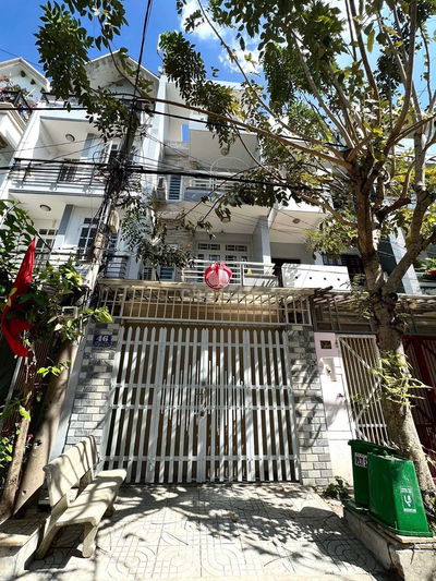 Cần bán gấp nhà P THT Q12. .DT 4 x20 1 trệt 2 lầu 4PN 4WS giá 8 tỷ8.TL