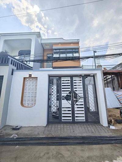 Nhà gần Đại Học Tây Đô