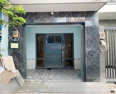 NHÀ ĐẸP NT CƠ BẢN GẦN ĐẦM SEN 2PN