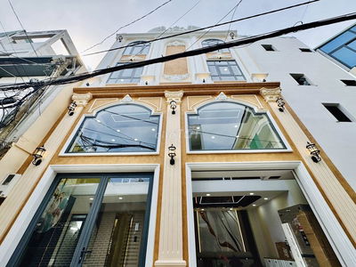 NHÀ XÂY MỚI 100%- 4 TẦNG + THANG MÁY- SÁT MT CHU VĂN AN