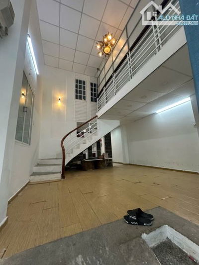 Mô tả chi tiết 🌹🌹🌹PHAN THANH : NHÀ 2 TẦNG SÁT ĐẠI HỌC DUY TÂN, TRUNG TÂM VÀO Ở NGAY