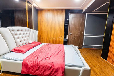 CHDV mới khai trương . Giảm giá SOCK trước tết