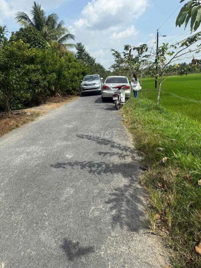 1 công mặt tiền lộ nhựa ô tô DH42 chỉ 980tr