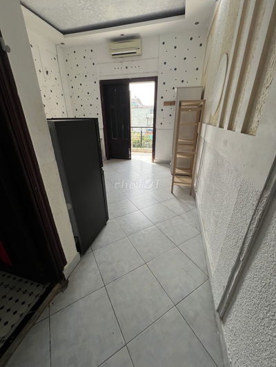 Cho Thuê Phòng Ban Công