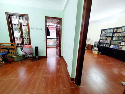 Bán căn hộ mini 2n1k Hoàng Quốc Việt 2.3ty