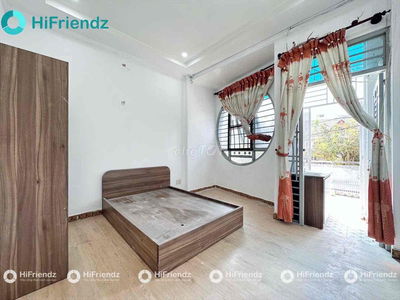 CĂN HỘ BAN CÔNG MỚI 100%