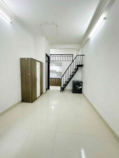 Sát Q1 , Thảo Điền, Full Nội Thất, Điện Nước Rẻ , Ngay D2