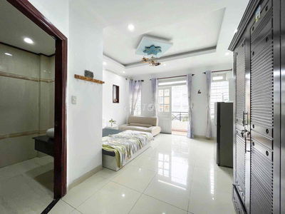 CĂN HỘ BANCOL/CỬA SỔ GẦN QUẬN 1, QUẬN 5 - NGAY CẦU NGUYỄN VĂN CỪ