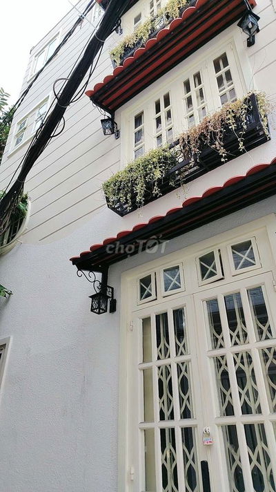 CHUNG CƯ NƠ TRANG LONG, P13, BÌNH THẠNH, TẦNG3, 2PN, 40M2, 2 T.Y XÍU.