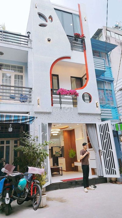 siêu ĐẸP , trung tâm PHÚ NHUẬN, 3tầng lầu, 3pn, 3wc, FULL nội thất ,6t