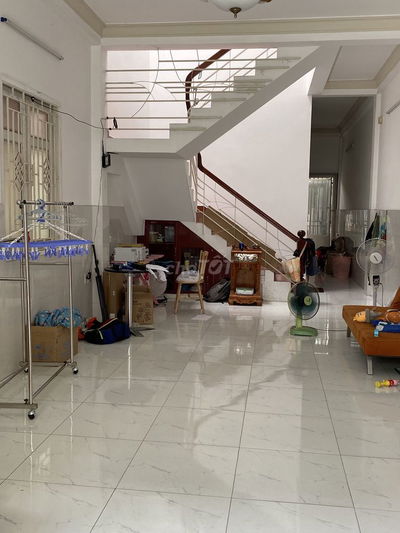 -Nhà phố 72m2, 3 phòng ngủ, khu dân cư Bình Hưng, huyện Bình Chánh