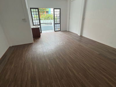 [ Tân Bình K300 ] - Phòng lớn 40m2 mặt tiền đường phù hợp 2-4 người