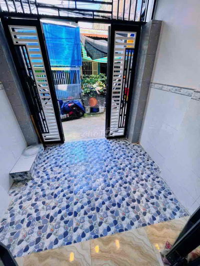 NHÀ MỚI 2 TẦNG - BTCT KIÊN CỐ - CẠNH TM LƯU HỮU PHƯỚC - NHỈNH 3 TỶ