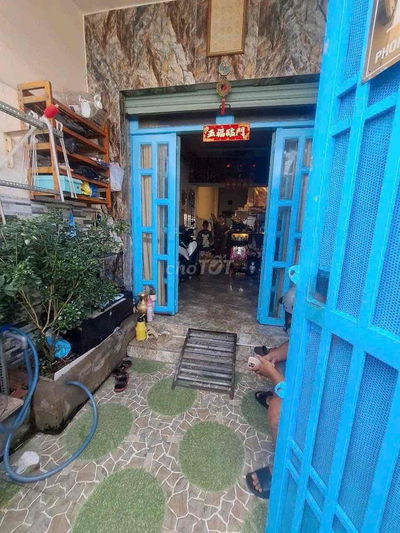 Nhà Bán . DT 3x15 . lầu sân thượng. 3 phòng ngủ 2 wc